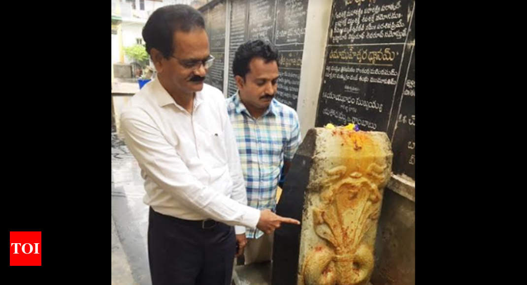 3rd-century-buddha-sculpture-unearthed-in-guntur-times-of-india.jpg