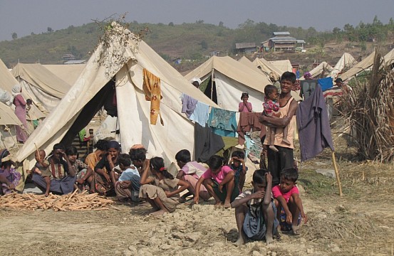 a-lost-generation-of-rohingya-grows-up-without-education-the-diplomat.jpg
