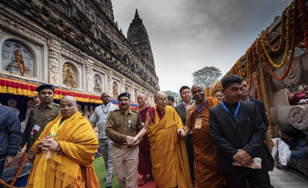 liness-the-dalai-lama-of-tibet-makes-pilgrimage-to-the-mahabodhi-temple-tibet-post-international.jpg