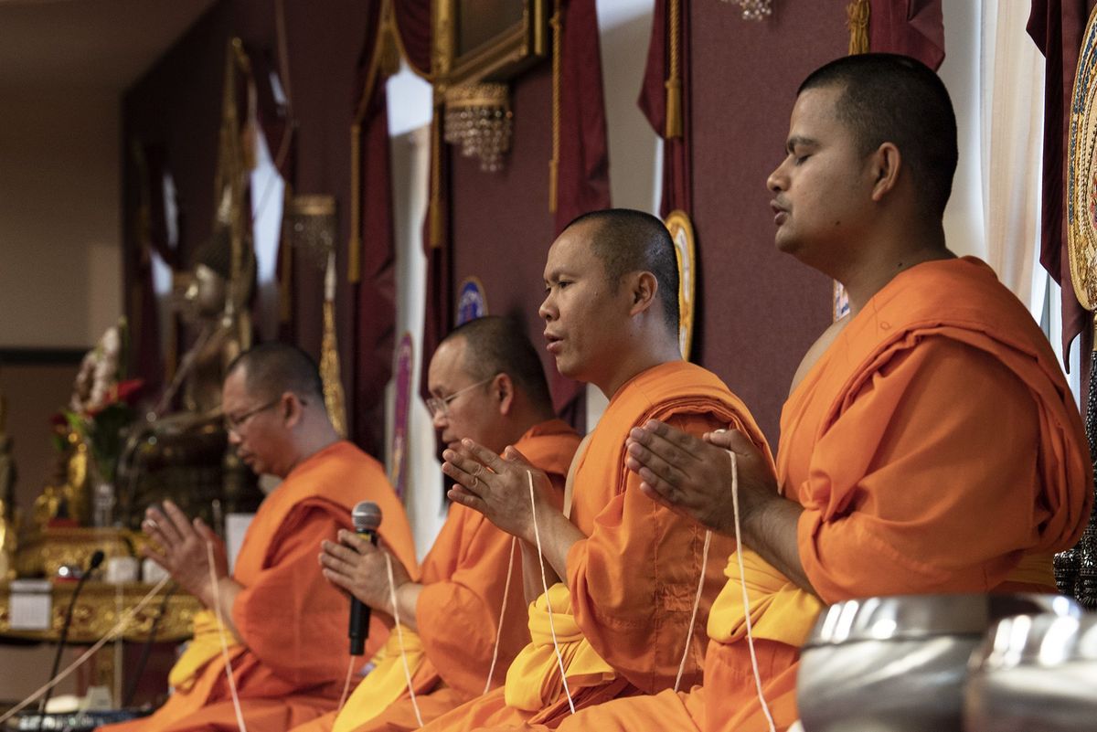 they-welcome-people-inside-a-buddhist-temple-in-bucks-county-philly-com.jpg